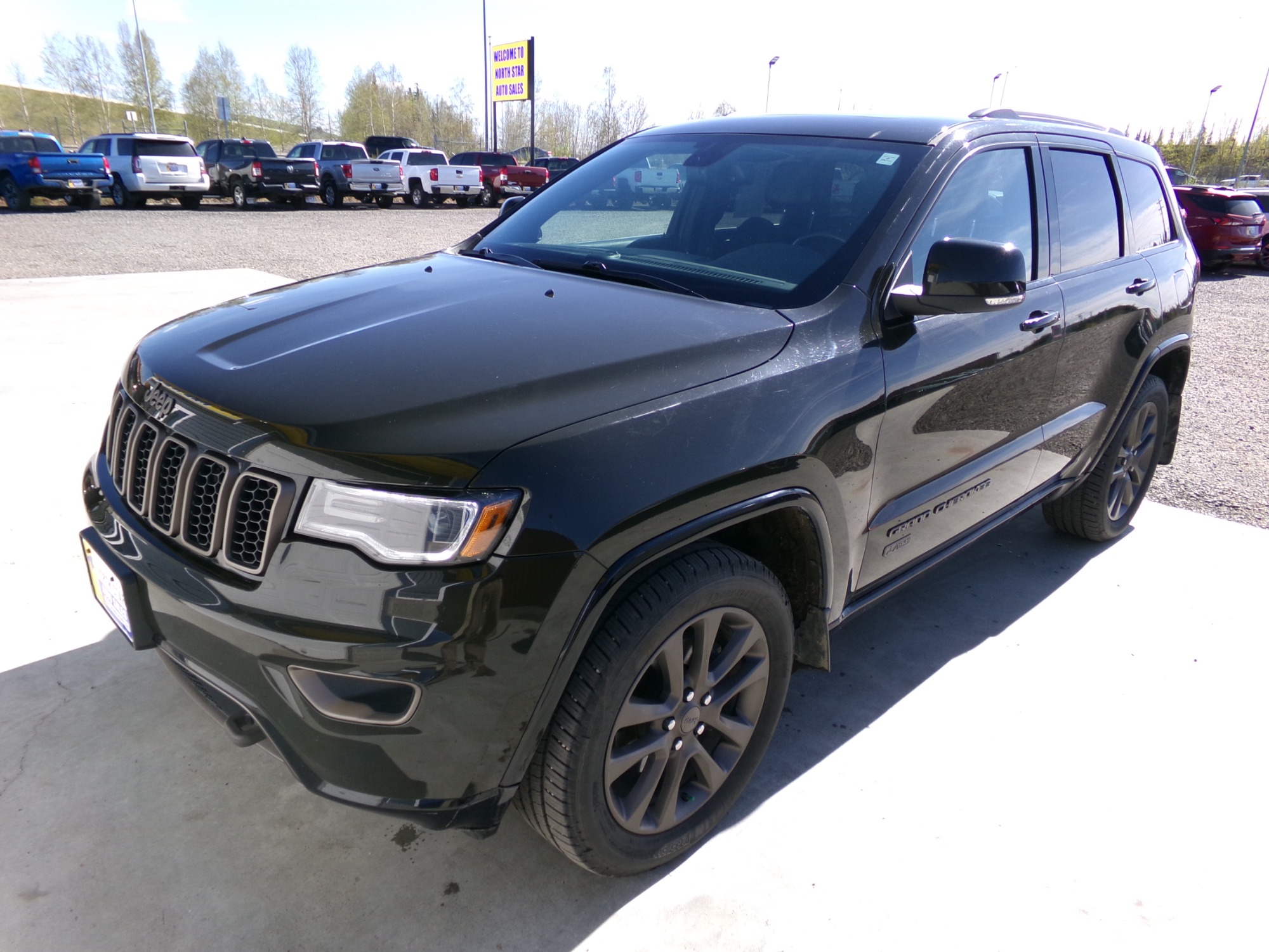 photo of 2016 Jeep Grand Cherokee Limited 4WD